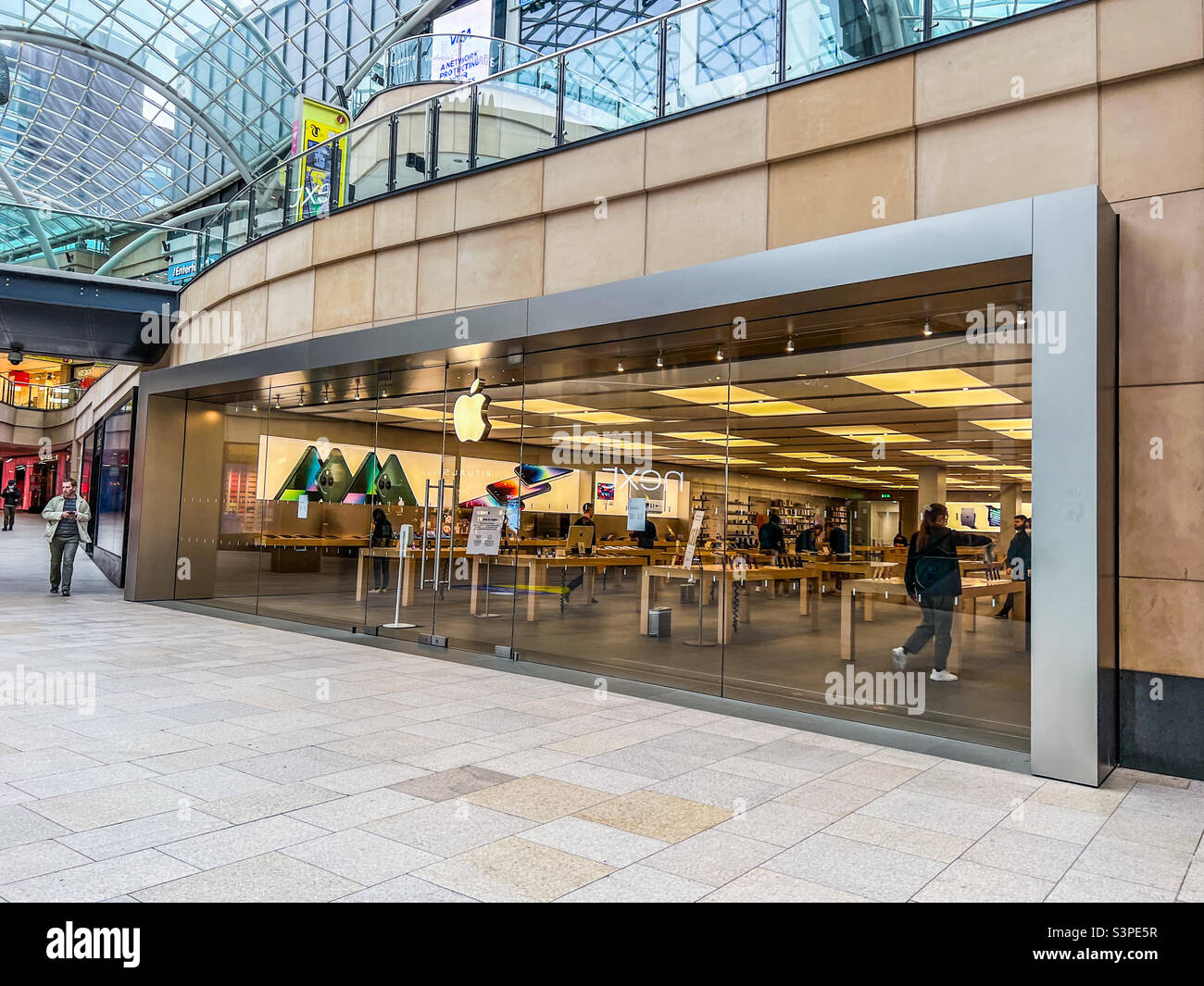 Apple Store a Leeds trinity Foto Stock