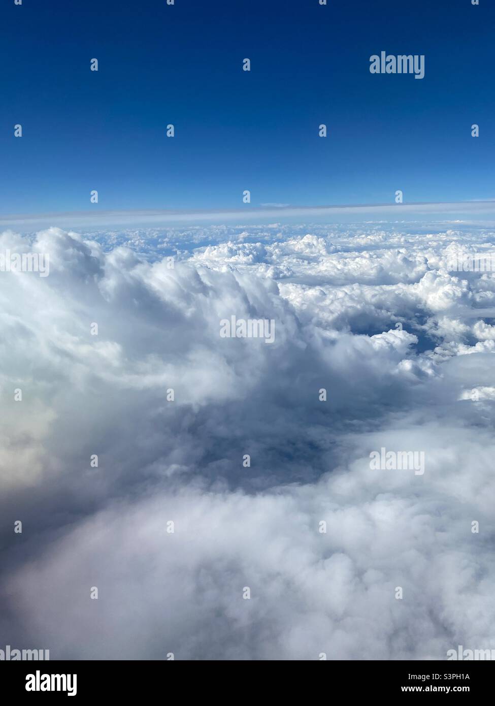 Le dense nubi Foto Stock