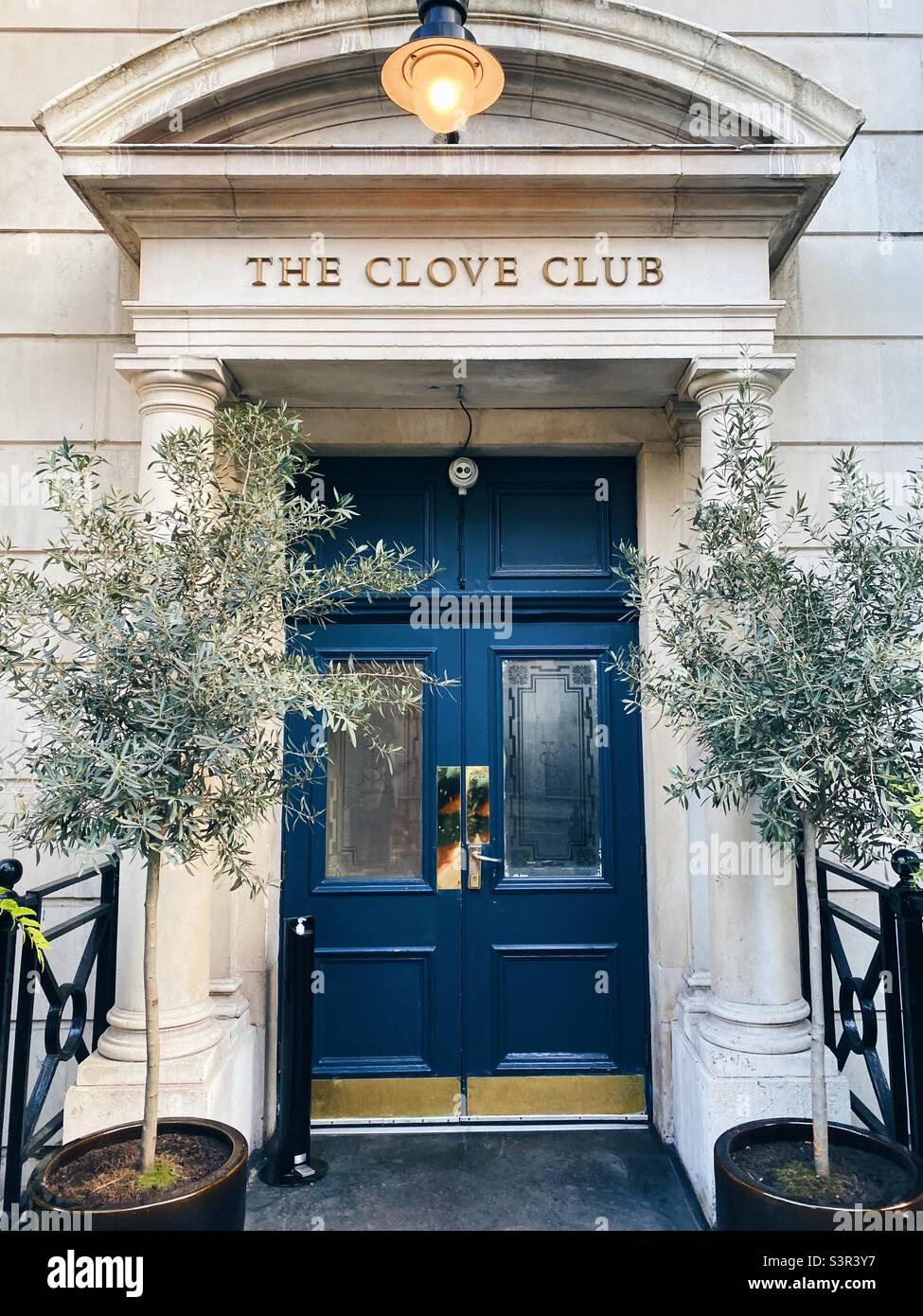 Ingresso al ristorante a due stelle Michelin The Clove Club di Shoreditch, Londra Foto Stock