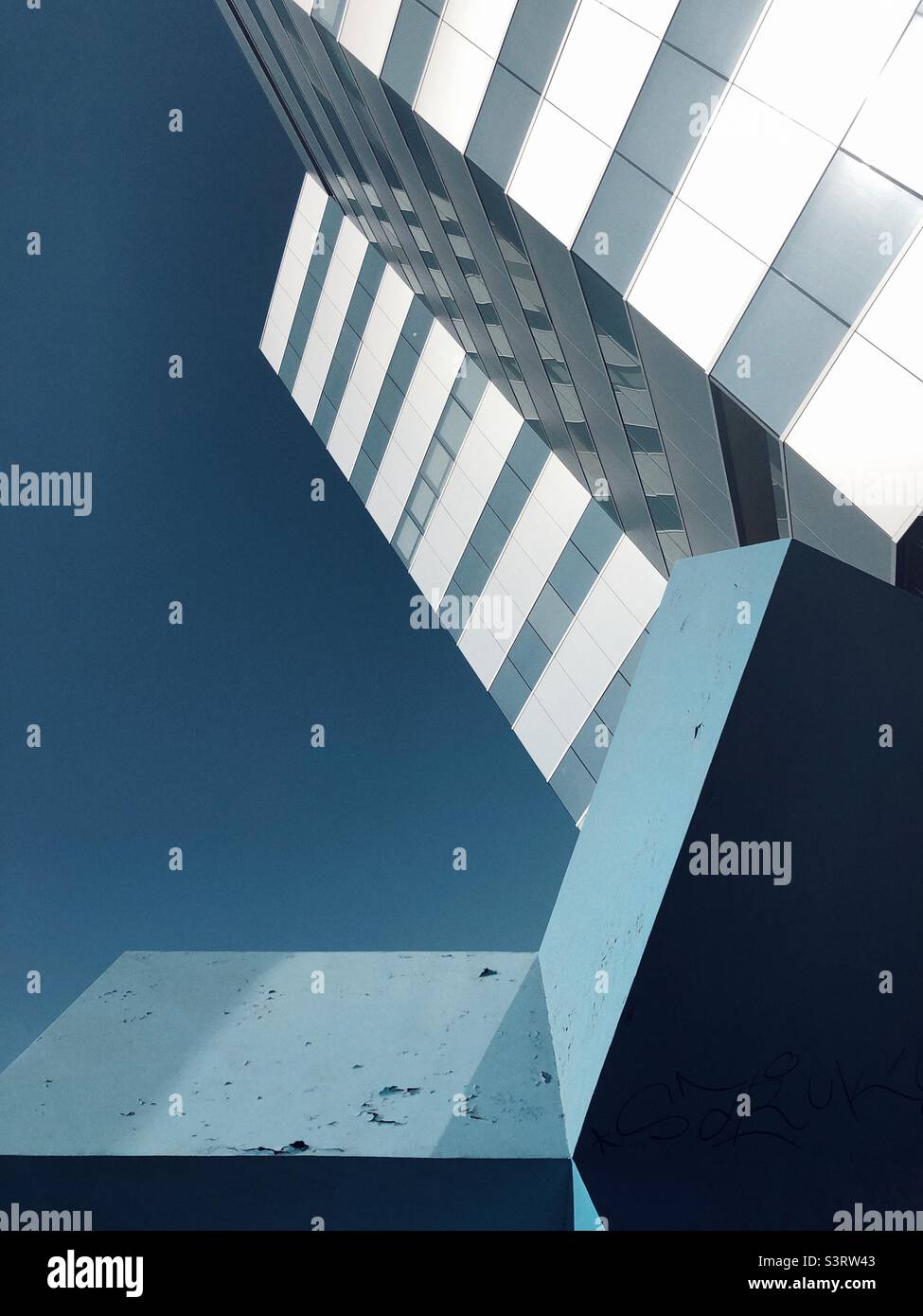 Architettura moderna - Immagine stock catturata con smartphone