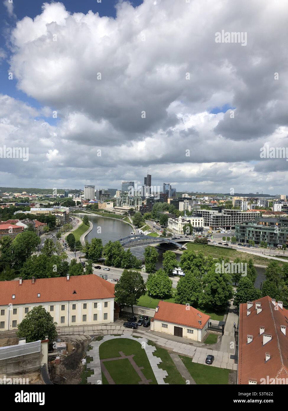 Vista panoramica su Vilnius dalla Torre Gediminas Foto Stock