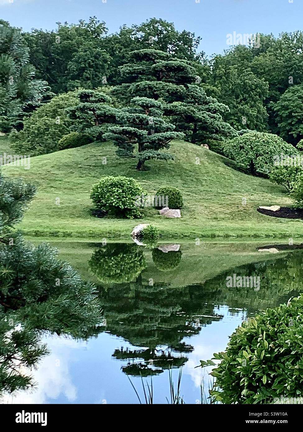 “Giardini giapponesi come luoghi per il benessere e la trasformazione Foto Stock