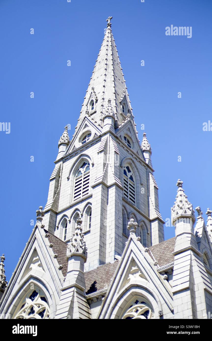 Il campanile della Basilica della Cattedrale di Santa Maria a Halifax, Nuova Scozia, Canada. Foto Stock