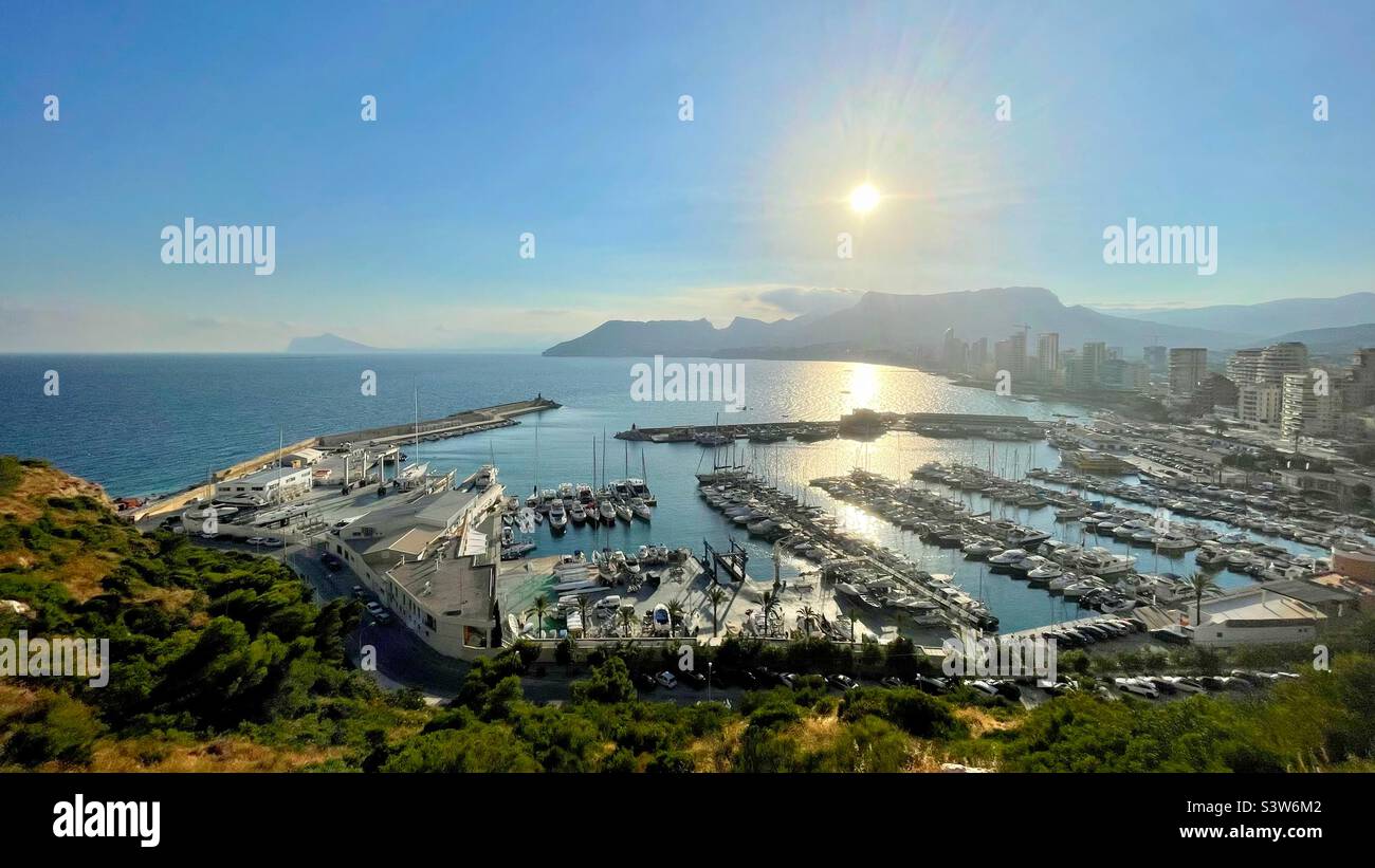 Panorama del puerto de Calpe al atardecer. Calp, Marina alta. Foto Stock