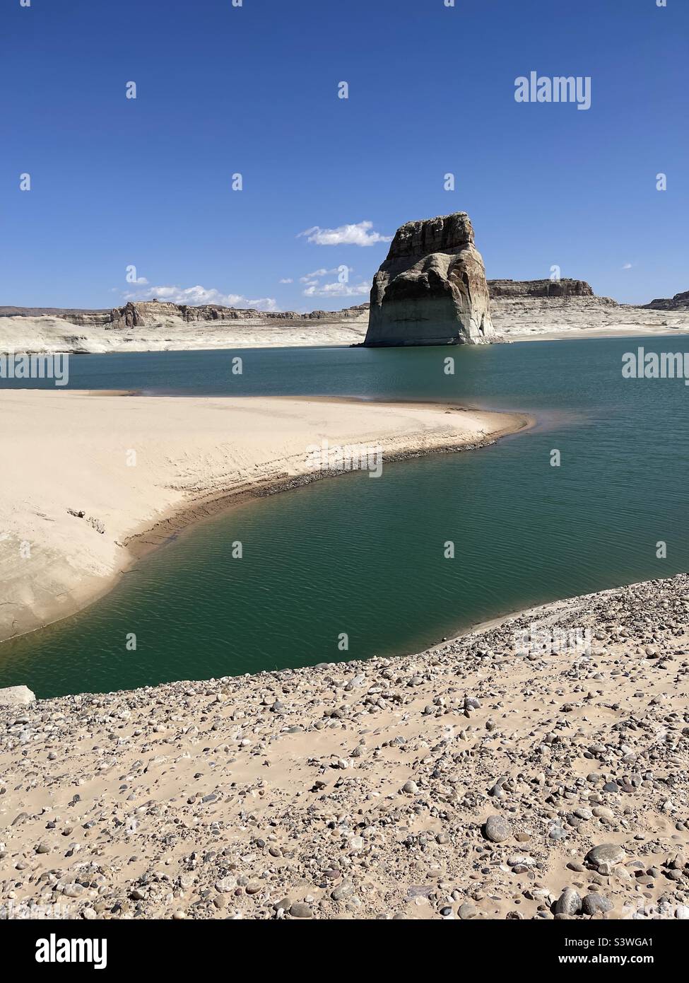 Lone Rock Beach sul lago Powell, Arizona Foto Stock