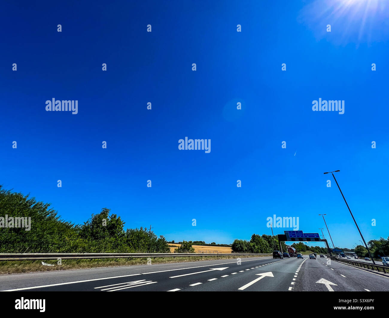 Autostrada M62 vicino a Leeds e Wakefield nel West Yorkshire Foto Stock