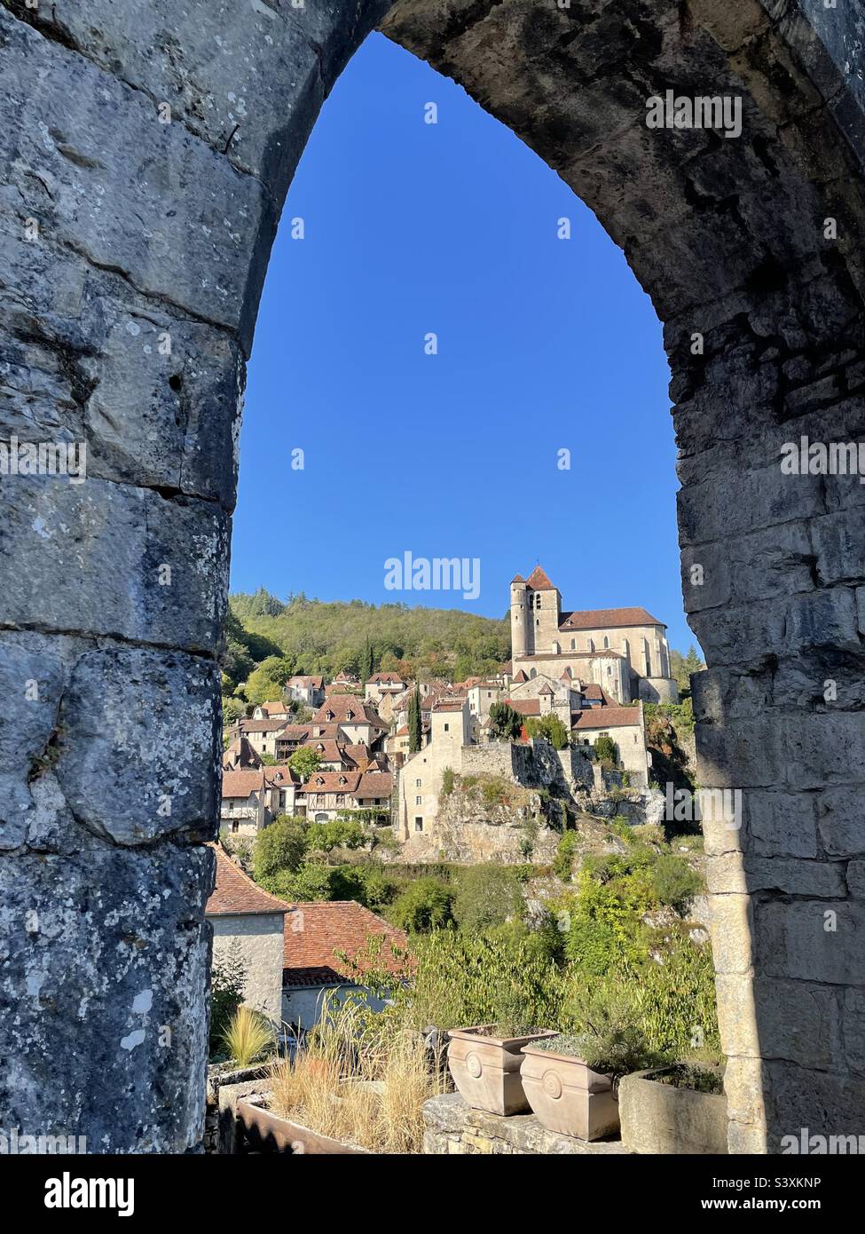 Città medievale SaintCirq Lapopie, dipartimento Lot, Francia Foto Stock