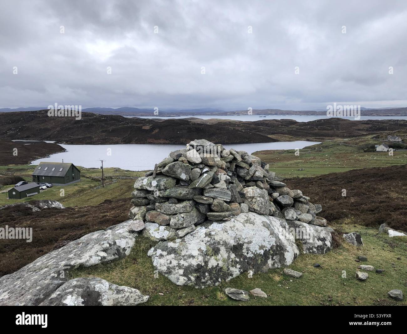 Paesaggio vicino a Dun Carloway, Isola di Lewis, Scozia, Regno Unito - Immagine stock catturata con smartphone