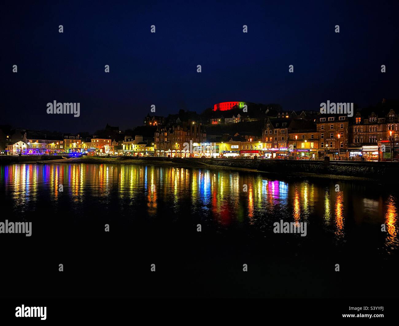 Oban, Scozia di notte. Foto Stock