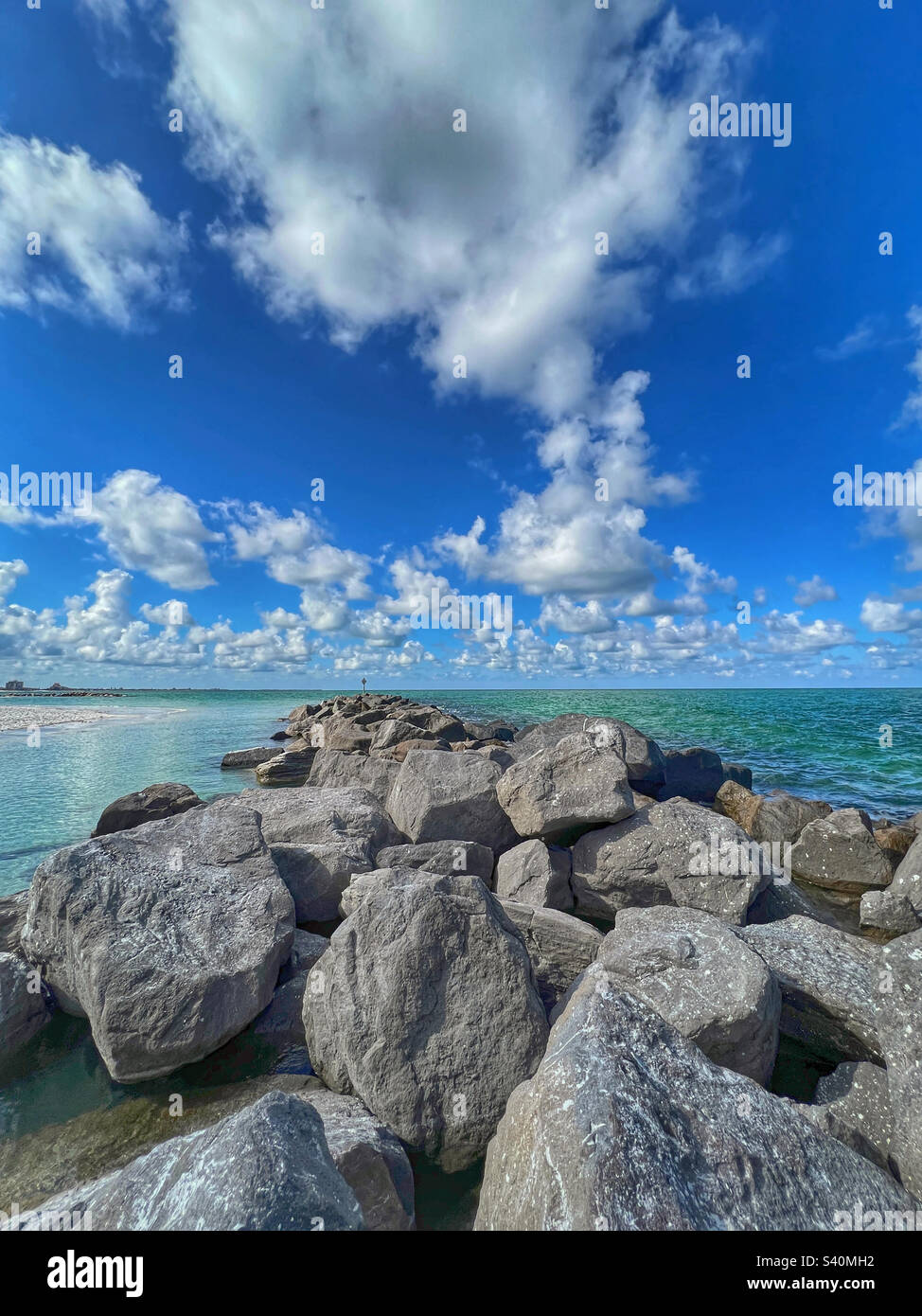 Grandi rocce su St. Pete Beach, Florida Foto Stock