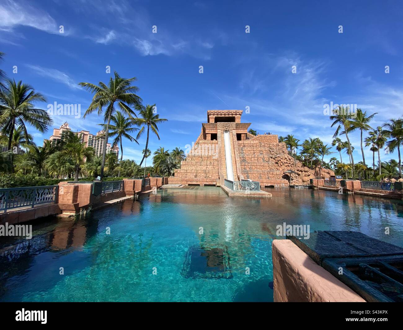 Scivolo acquatico Atlantis Resort Foto Stock