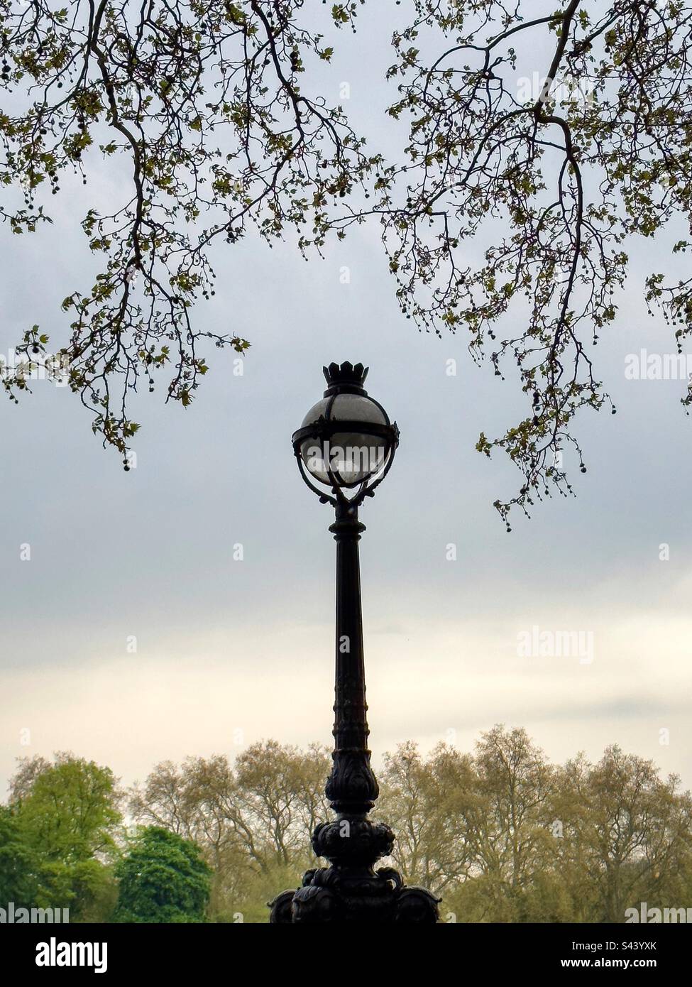 Luce lungo il Tamigi. Londra Foto Stock