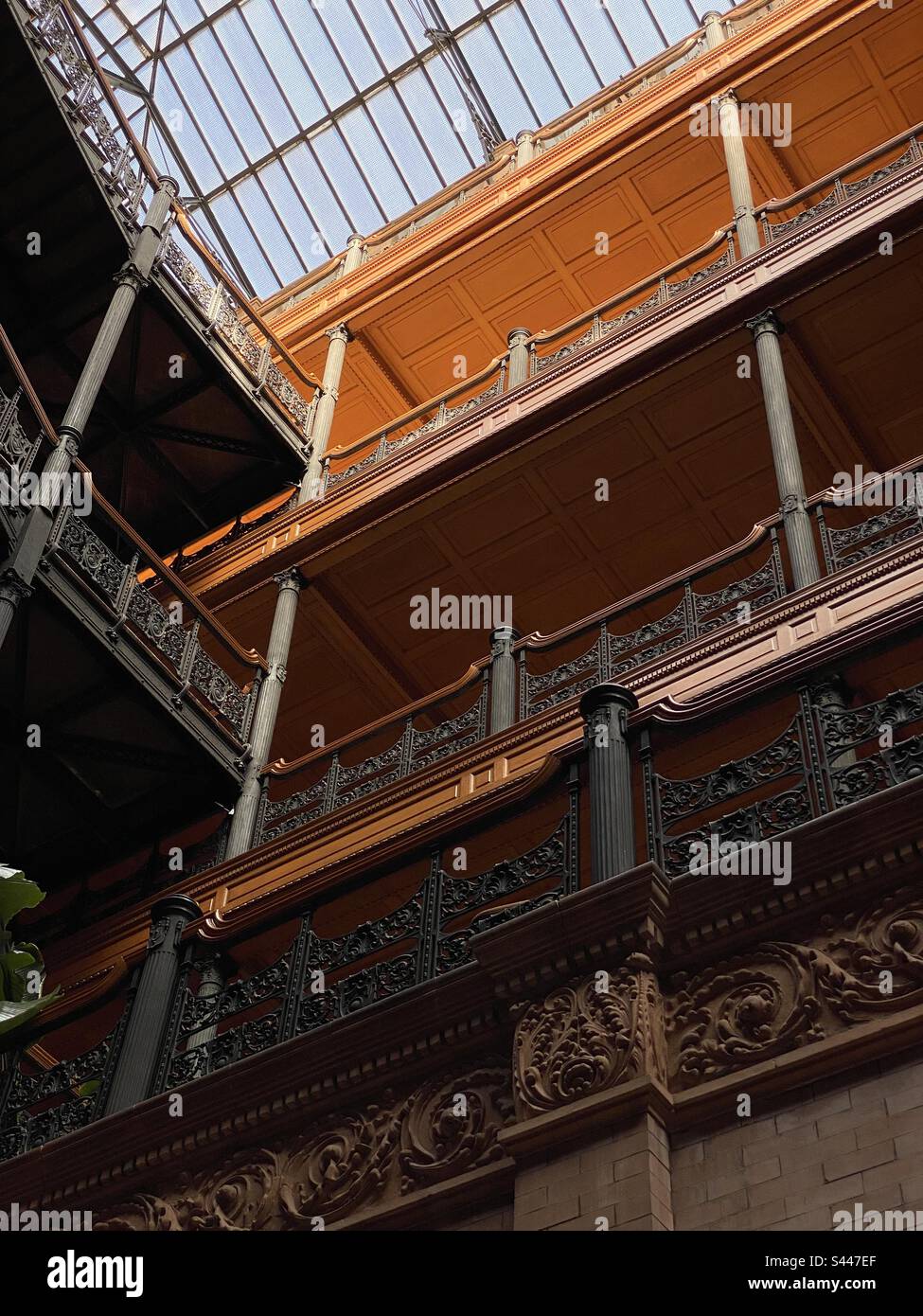 Bradbury Building, Los Angeles - Immagine stock catturata con smartphone