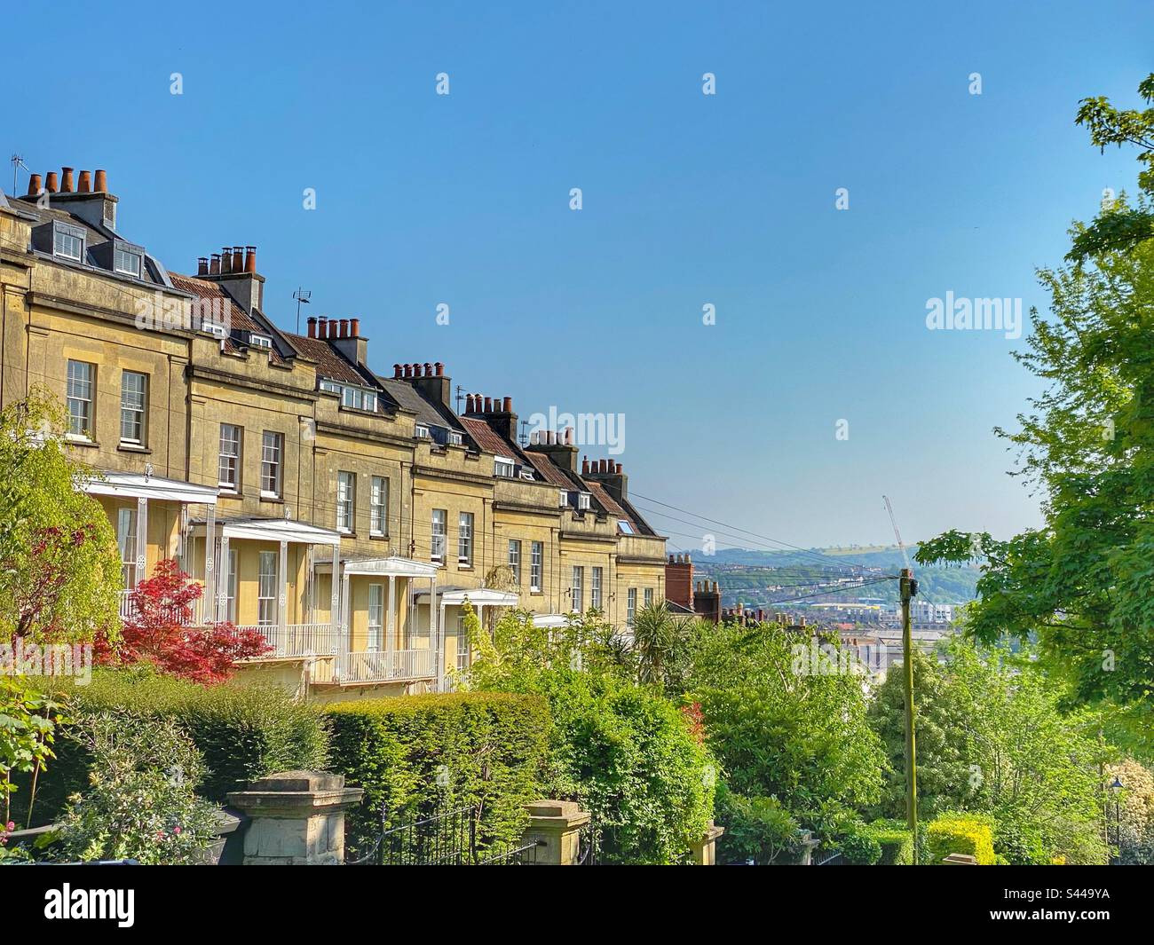 Case a schiera su una collina a Clifton, Bristol, Regno Unito Foto Stock