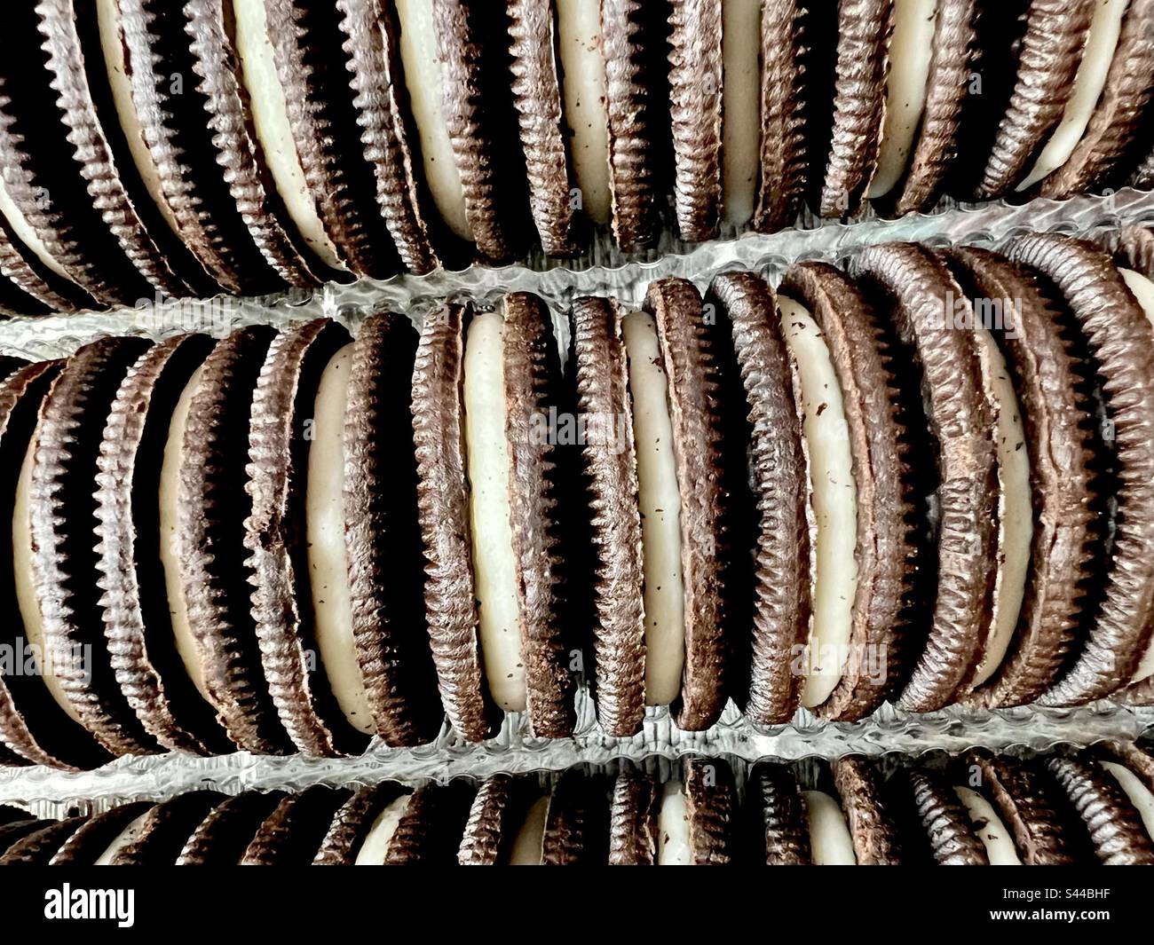 File di Oreos Foto Stock