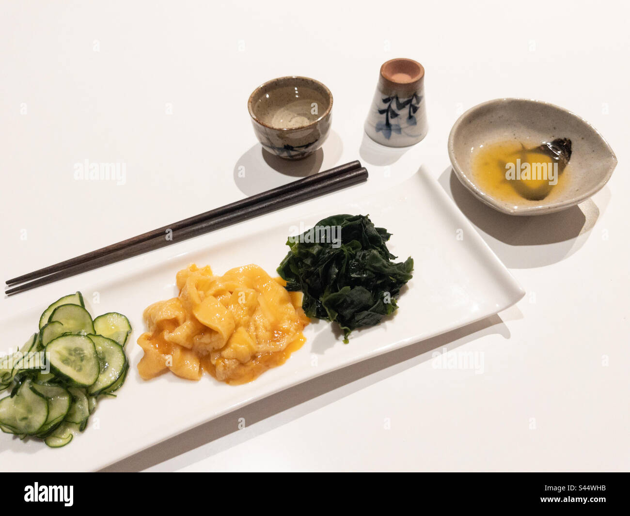 RAW giapponese hoya sashimi - Immagine stock catturata con smartphone