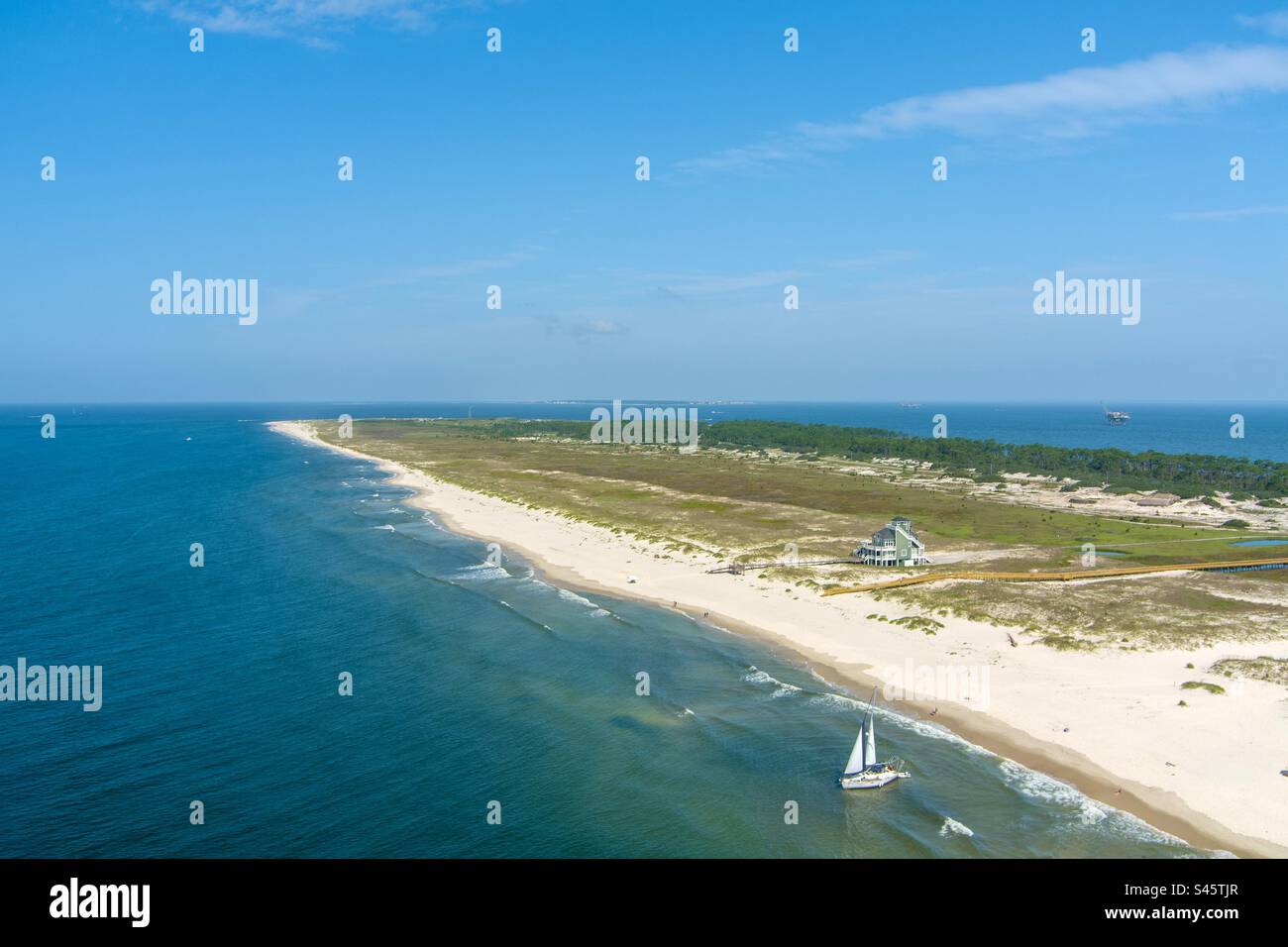Vista aerea della spiaggia di Fort Morgan, Alabama - Immagine stock catturata con smartphone