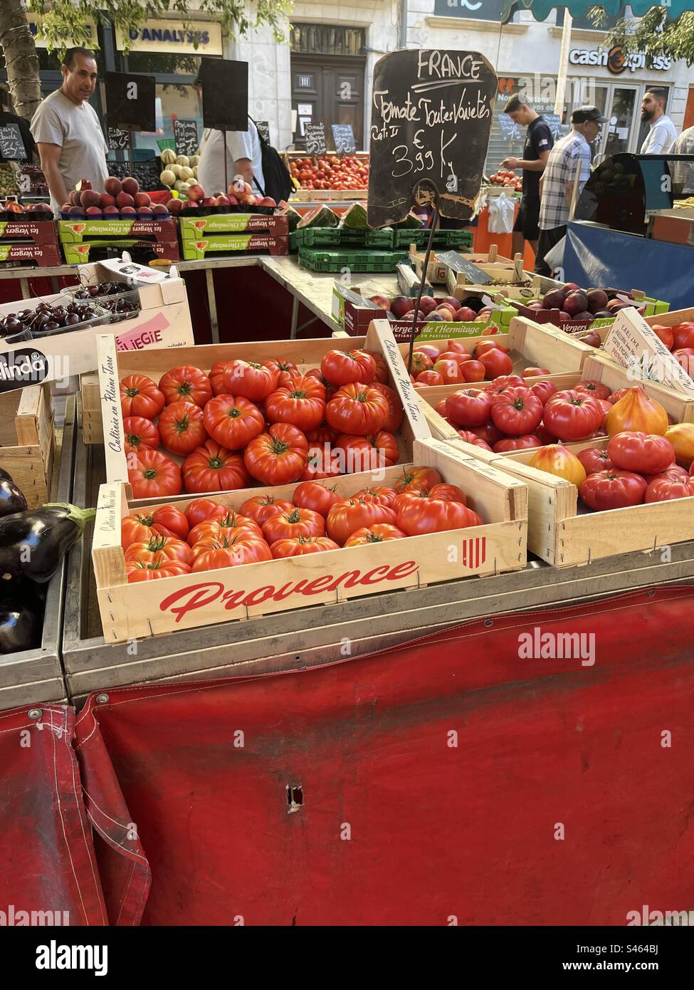 Pomodori nel mercato francese Foto Stock
