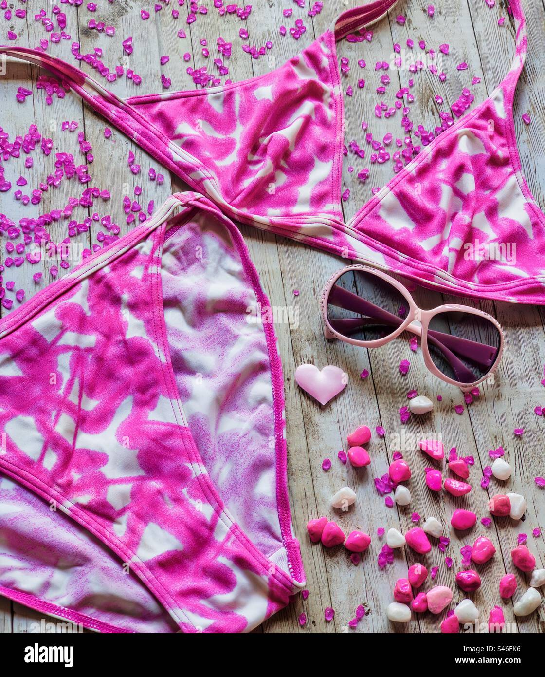 Piatto bikini rosa Foto Stock