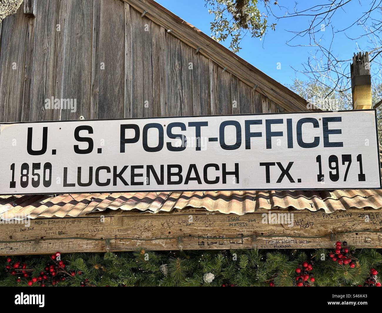 Ufficio postale di Old Luckenbach Texas e grande magazzino, Texas - Immagine stock catturata con smartphone