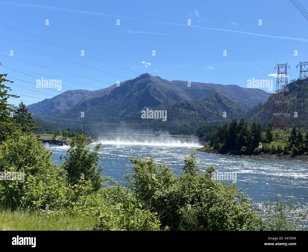 Diga sul fiume Columbia Foto Stock