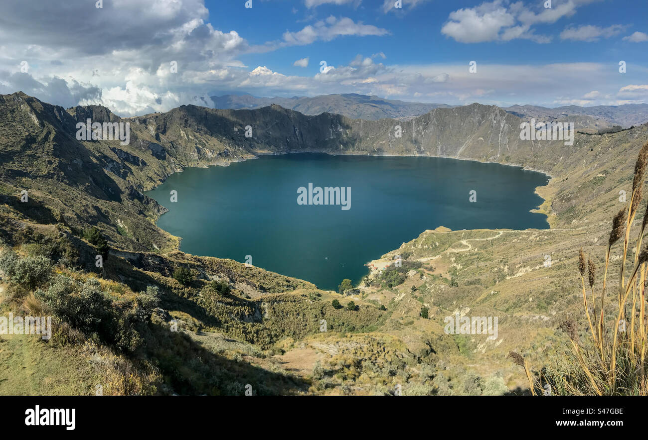Vista panoramica del lago Quilotoa Foto Stock