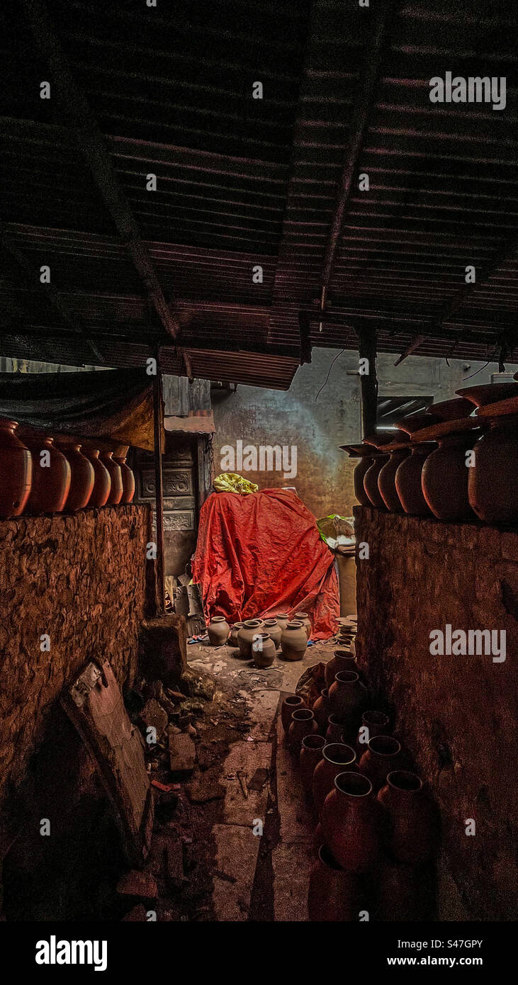 All'interno di Kumbharwada a Dharavi, Mumbai Foto Stock