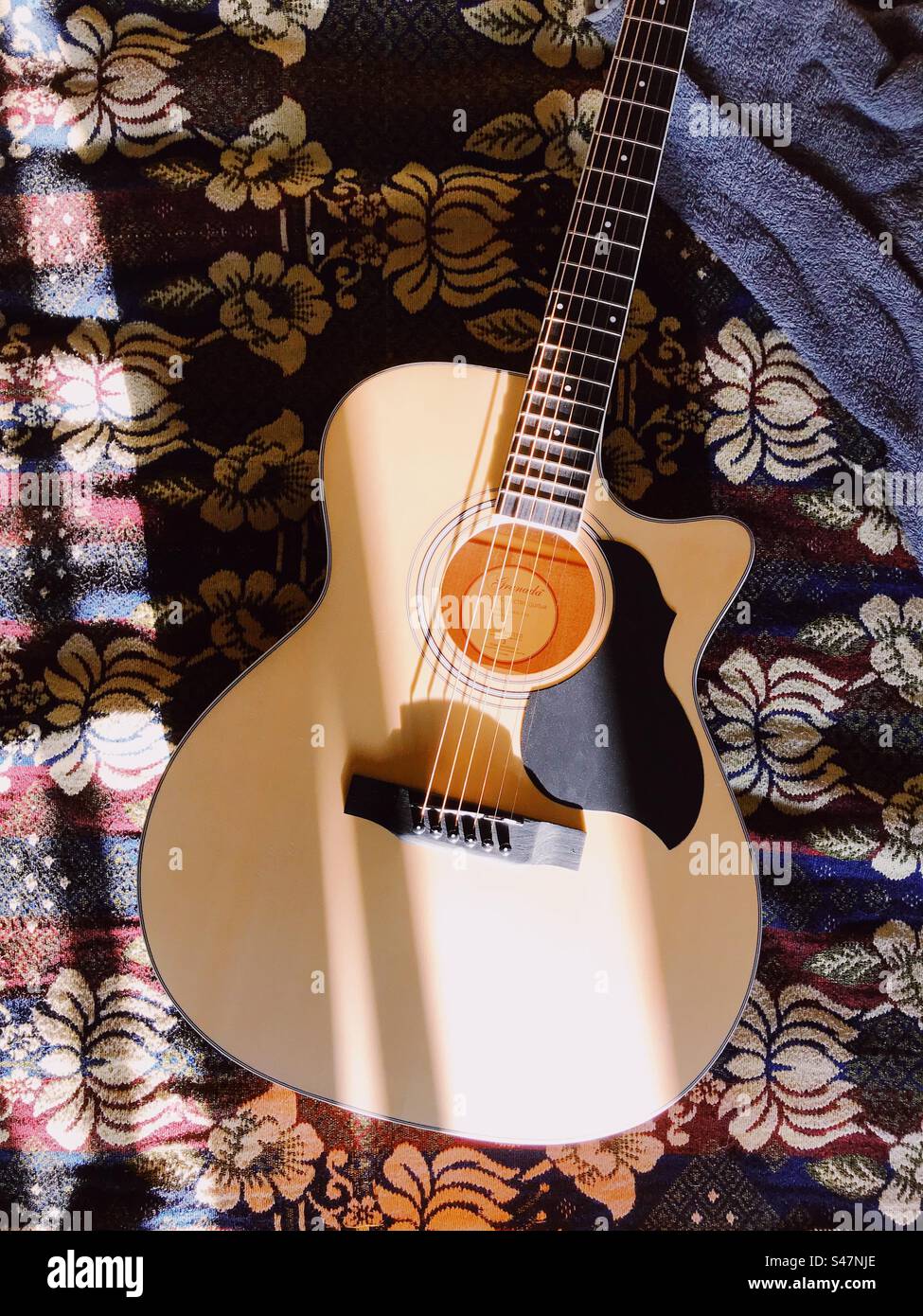 Una chitarra spagnola Foto Stock