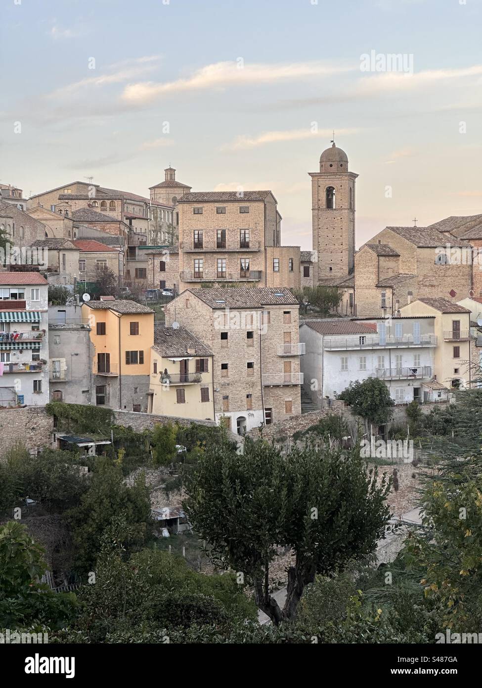 Vista città, Ripatransone, Marche, Italia Foto Stock