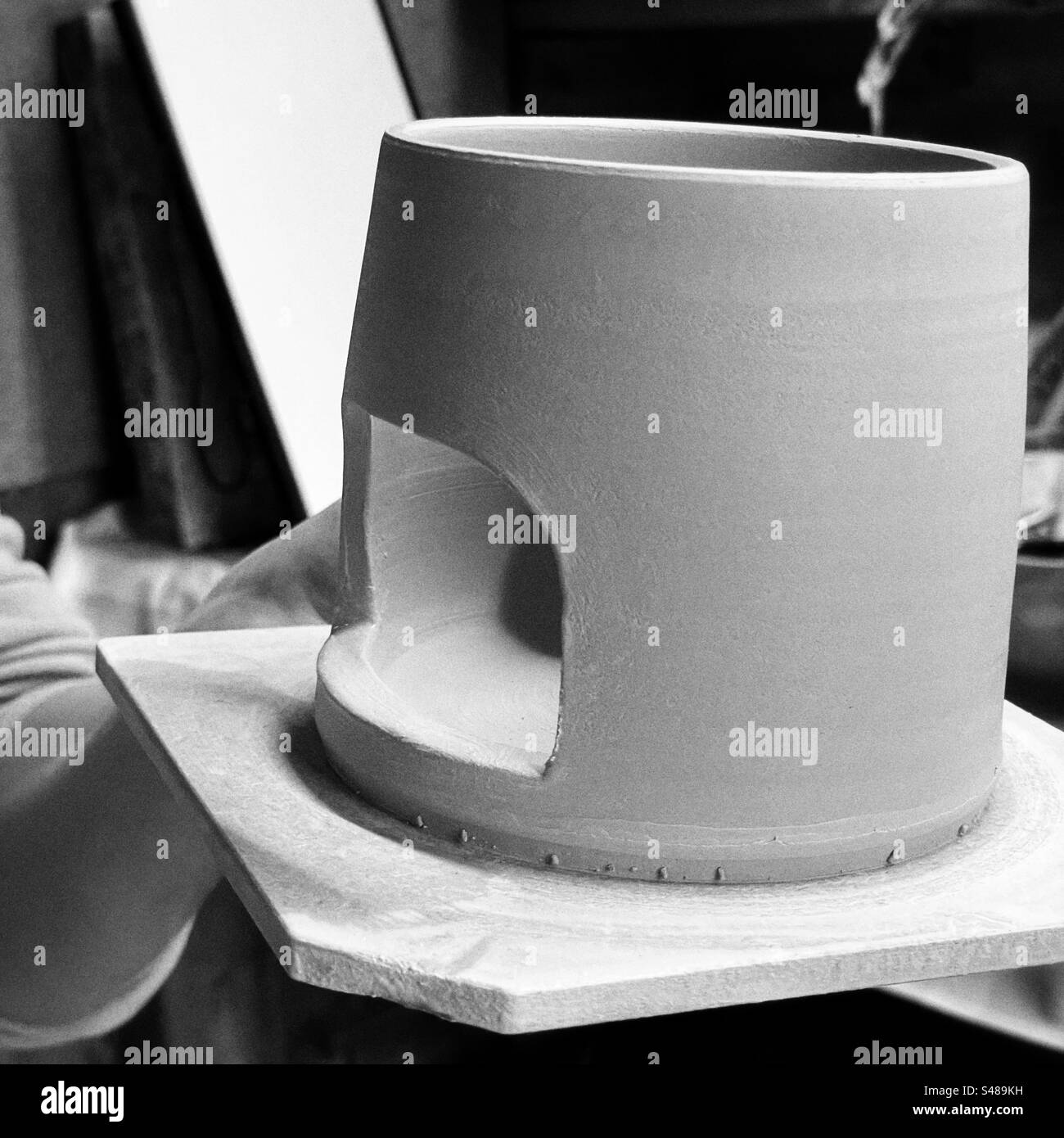Bruciatore di incenso in ceramica Foto Stock