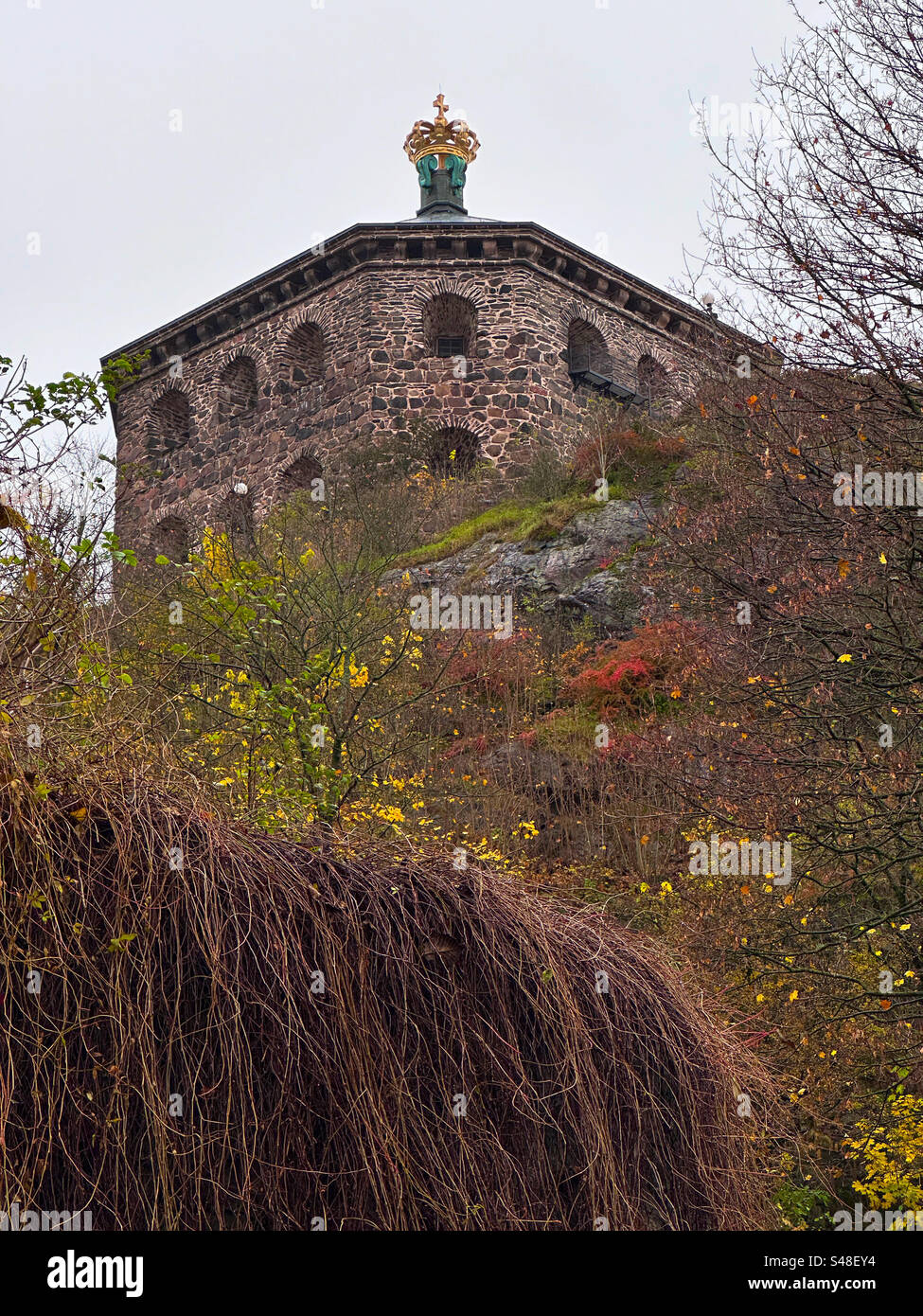 Skansen Kronan è una fortificazione su Risåsberget, una collina nel distretto di Haga di Gothenburg, Svezia. Foto Stock