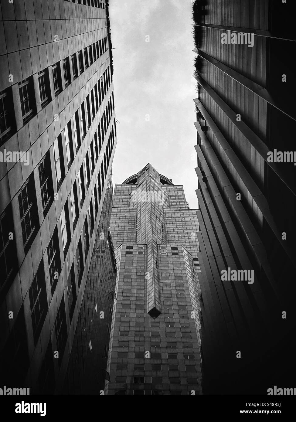 Tra gli edifici Foto Stock