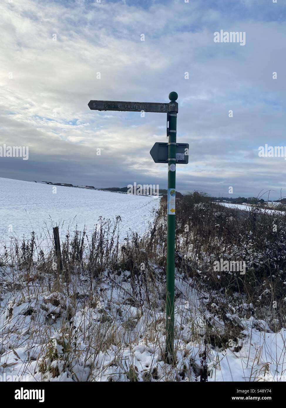 Public Footpath Sign Scotland Coastal Walk Foto Stock