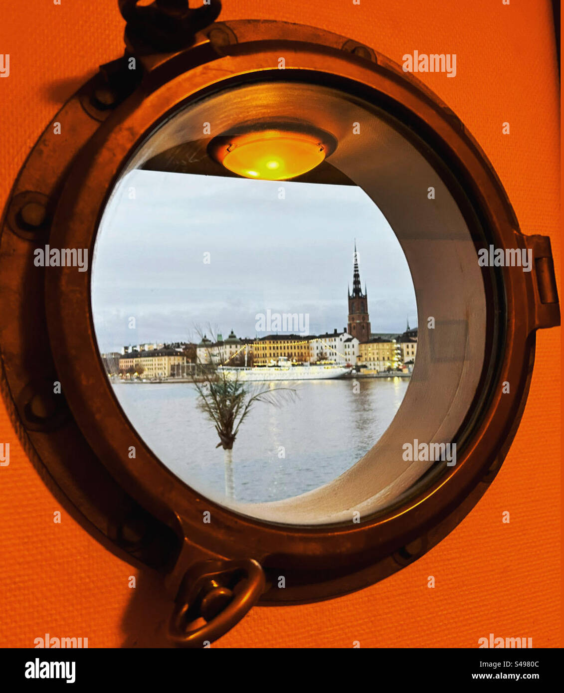 Vista sull'oblò di Stoccolma Foto Stock