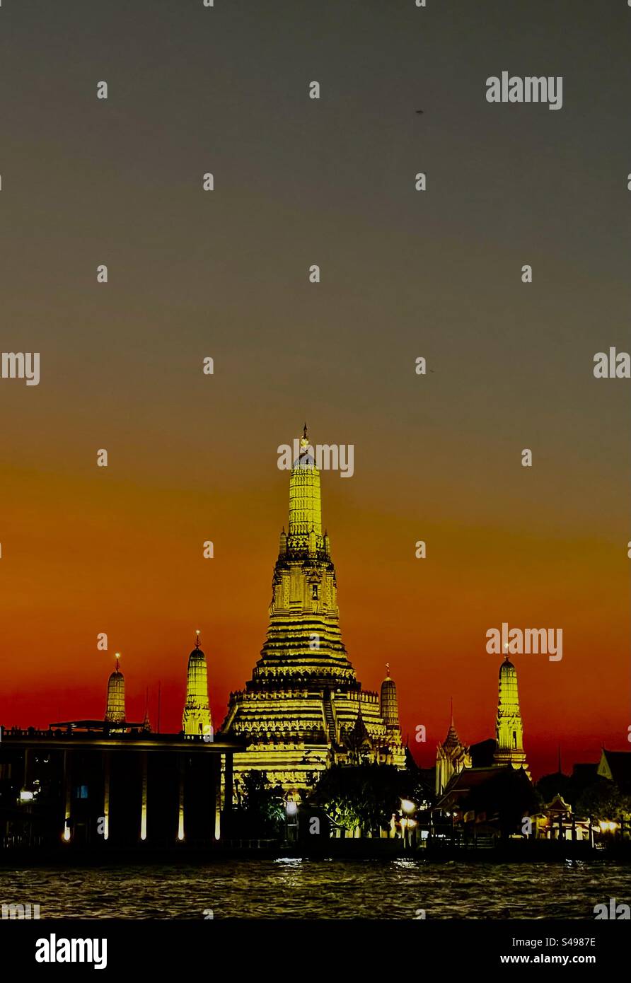 Wat Arun dopo il tramonto. Bangkok,. Foto Stock