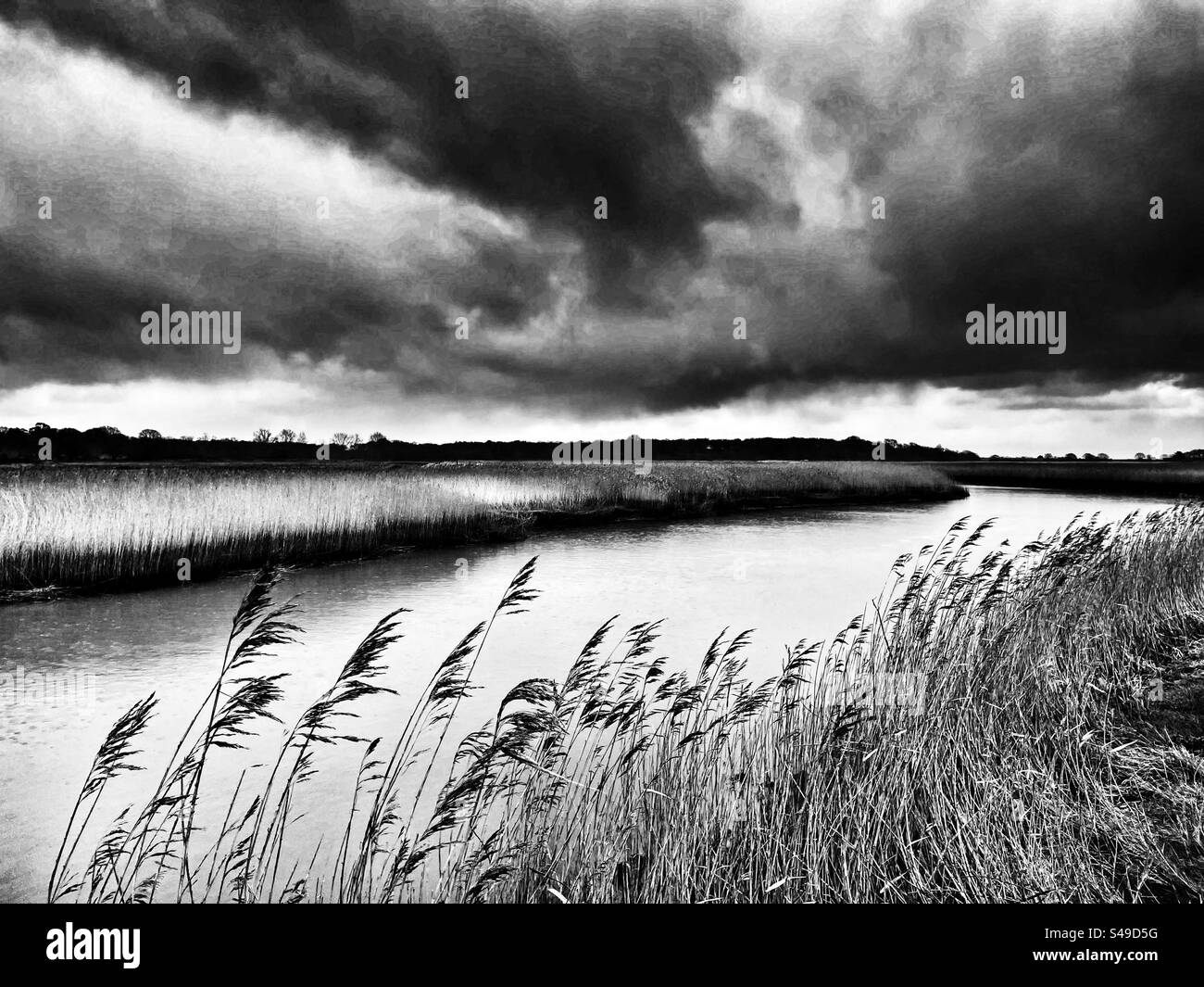 River Alde Pitape Suffolk - Immagine stock catturata con smartphone