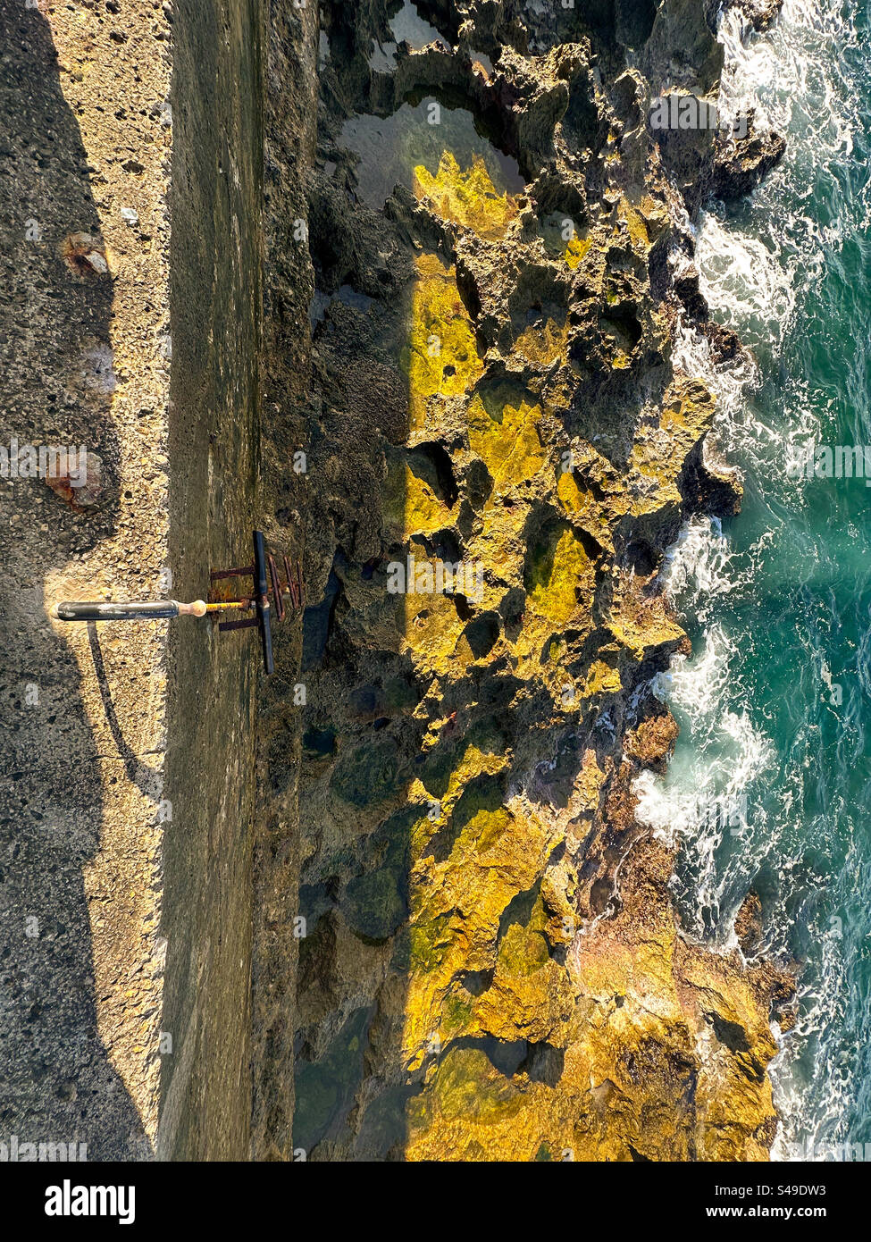 Scale per scendere a Malecón, l'Avana, Cuba - Immagine stock catturata con smartphone