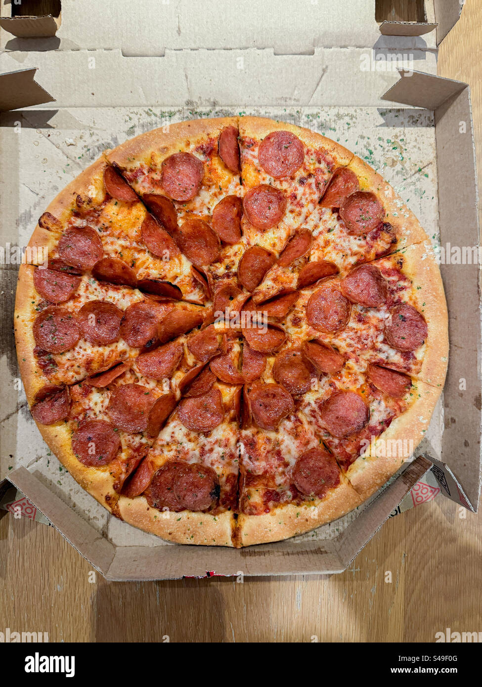 Pizza ai peperoni Foto Stock