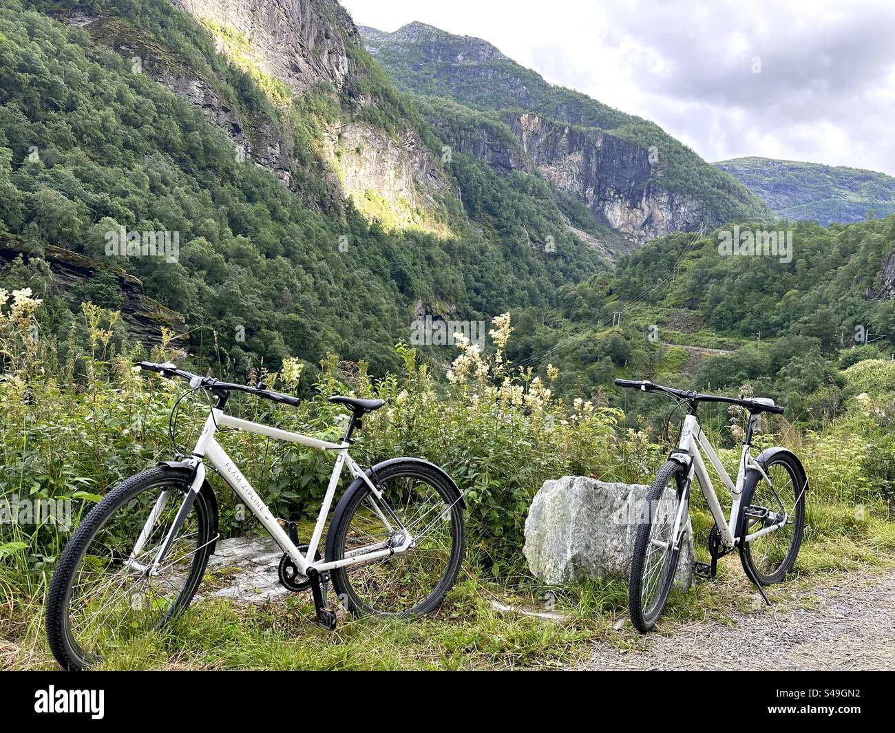 Andare in bicicletta in Norvegia Foto Stock