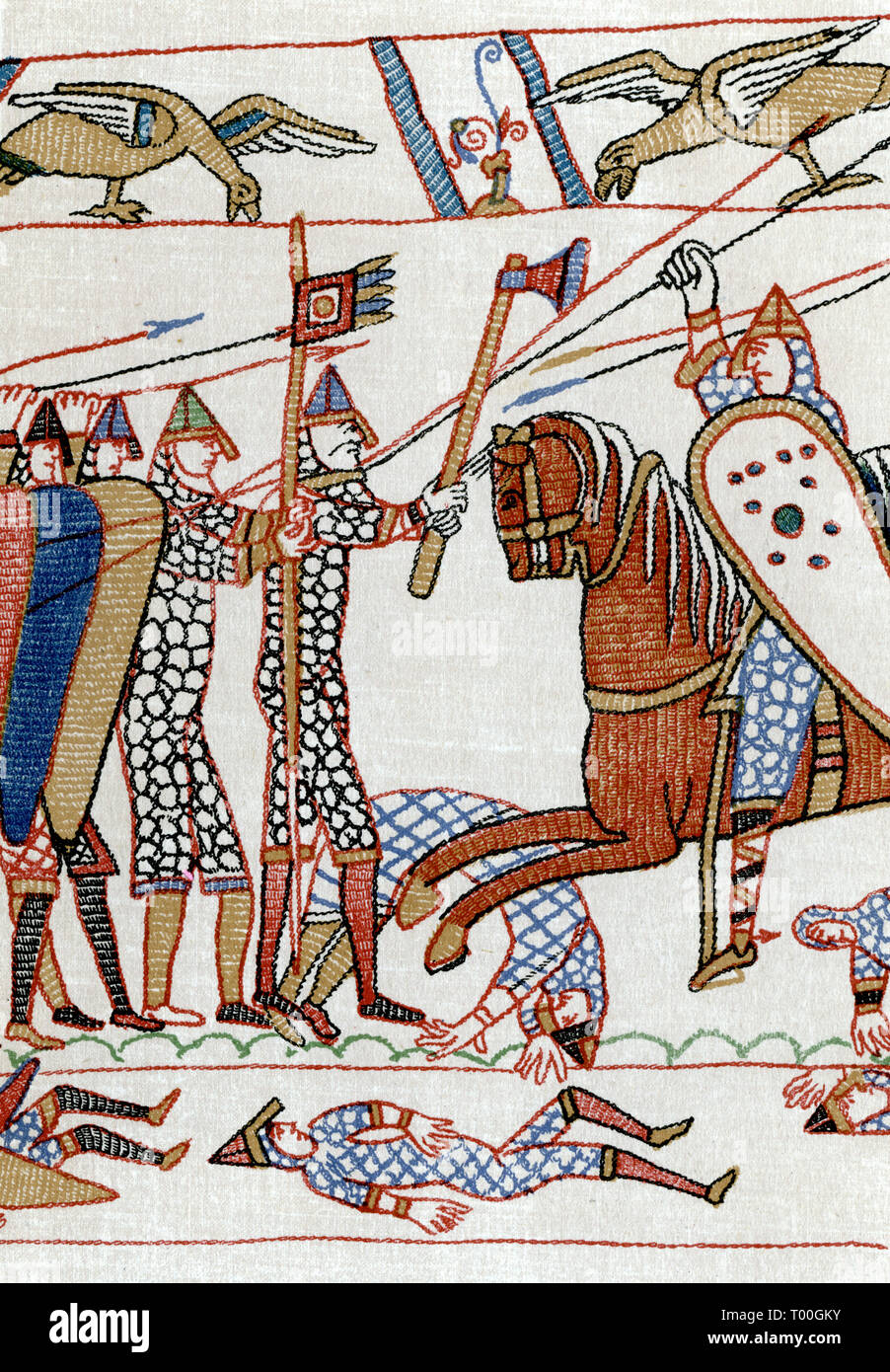 Una scena di battaglia durante la Battaglia di Hastings, 11 ° secolo. Un dettaglio dell'arazzo di Bayeux. L'arazzo di Bayeux (Tapisserie de Bayeux) descrive gli eventi che hanno portato alla conquista normanna dell'Inghilterra riguardo a Guglielmo, Duca di Normandia, e Harold, conte di Wessex, poi re d'Inghilterra, e culminato nella battaglia di Hastings. Foto Stock