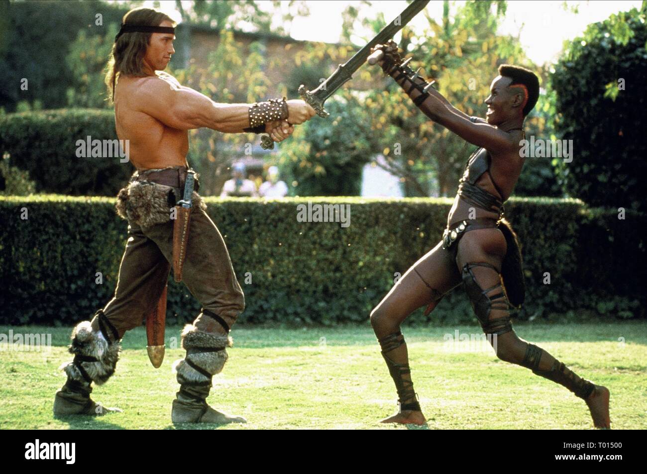 ARNOLD SCHWARZENEGGER, Grace Jones, Conan il distruttore, 1984 Foto Stock