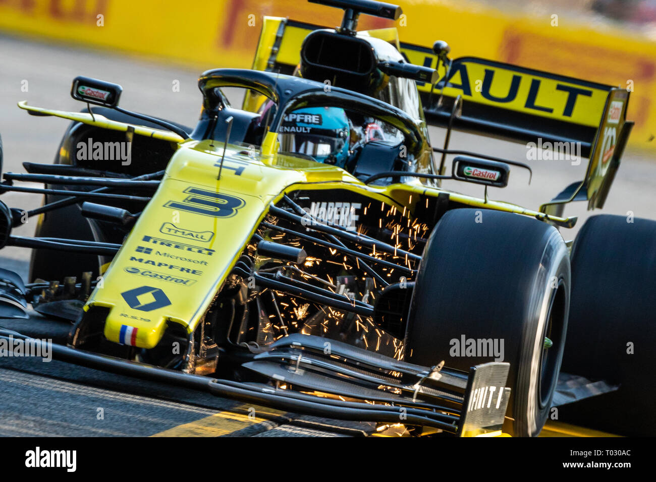 Melbourne, Australia. Il 17 marzo 2019. Nicolas Hulkenberg 27 guida per il Team Renault F1 durante il periodo della Formula 1 Rolex Australian Grand Prix 2019 all'Albert Park Lake, Australia il 17 marzo 2019. Credito: Dave Hewison sport/Alamy Live News Foto Stock