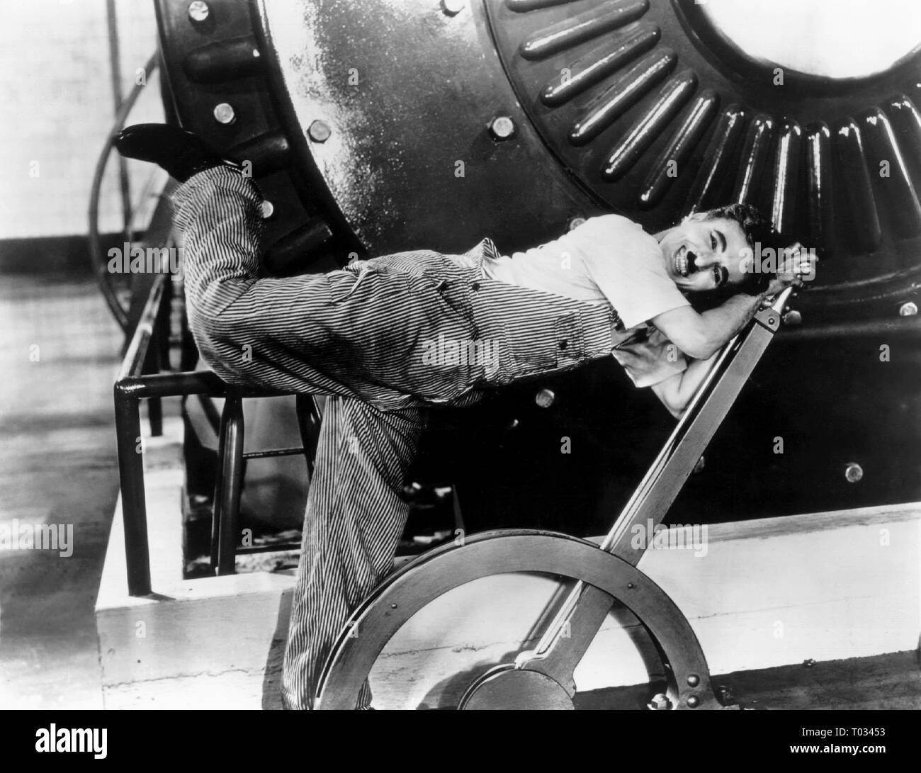 CHARLIE CHAPLIN, tempi moderni, 1936 Foto Stock