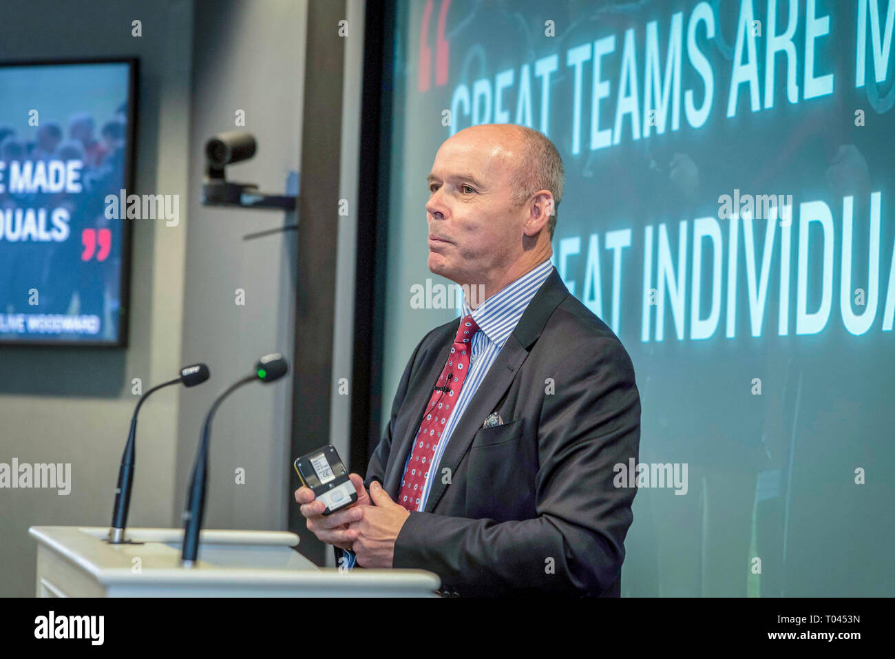 Sir Clive Woodward motivazionali di parlare. Foto Stock