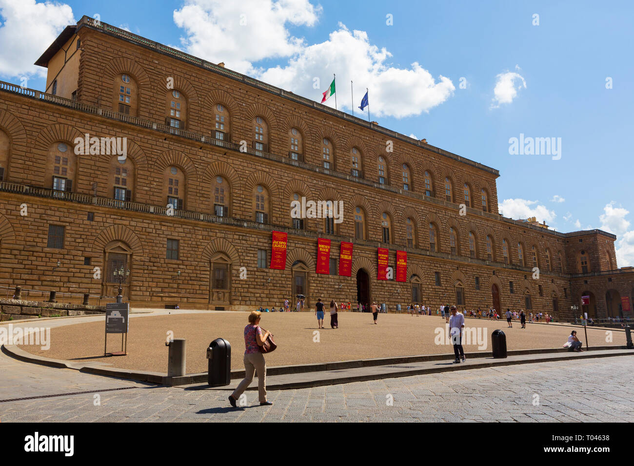 Il Palazzo Pitti, talvolta chiamato Palazzo Pitti, è un vasto, principalmente rinascimentale, Palace Firenze, Toscana, Italia. Foto Stock
