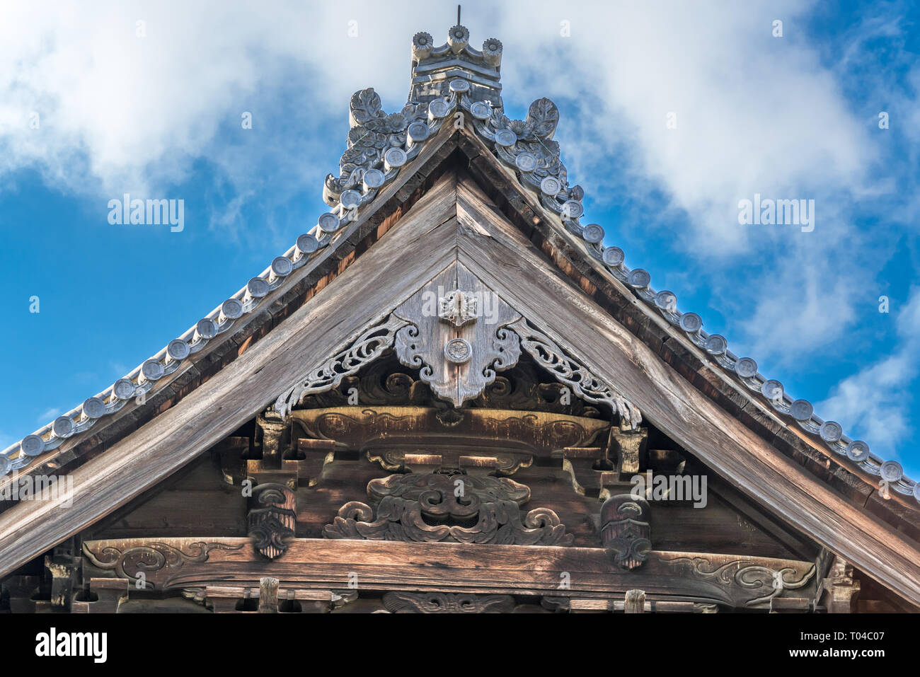 Hatto(Lecture Hall). Kennin-ji Zen storico tempio buddista. Gegyo(gable ciondolo) e stile Ayasuji Shishiguchi ridge fine ornamento particolare del tetto trova Foto Stock