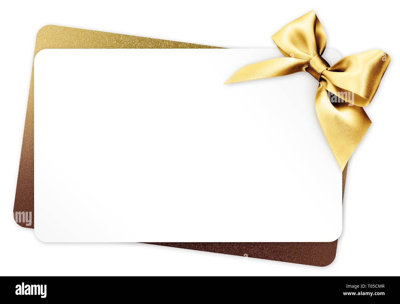 Carta regalo con golden ribbon bow isolati su sfondo bianco Foto Stock