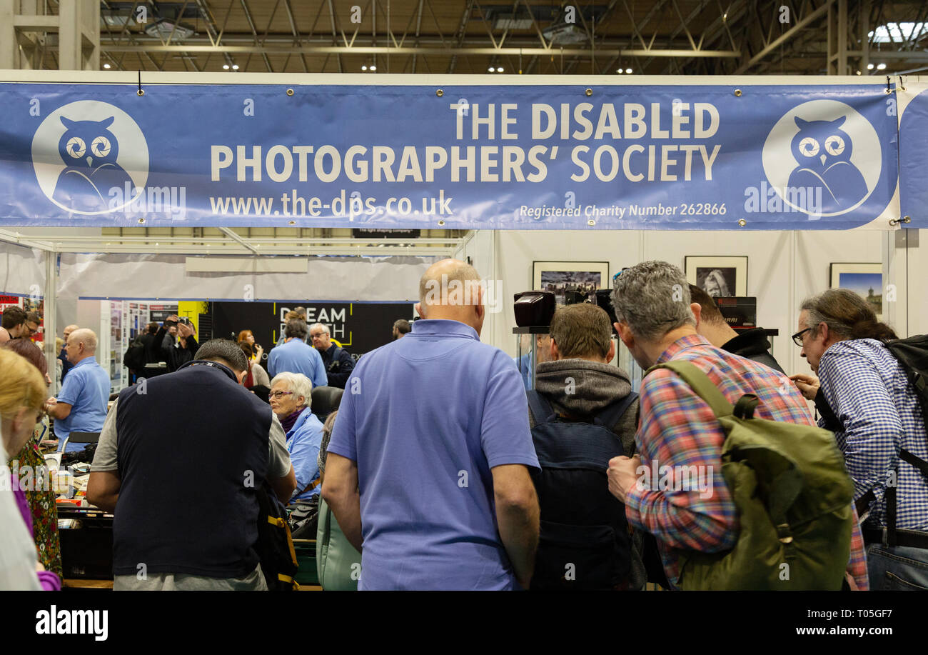 I fotografi disabili società stand; La fotografia mostra la NEC Birmingham REGNO UNITO Foto Stock