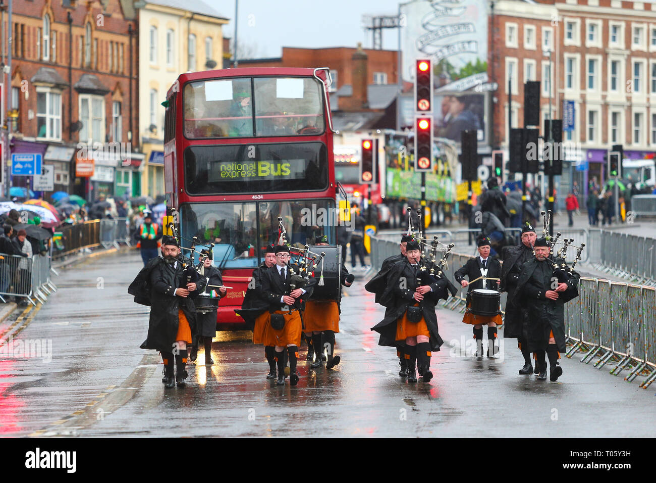 Il giorno di San Patrizio parade, Birmingham REGNO UNITO Foto Stock