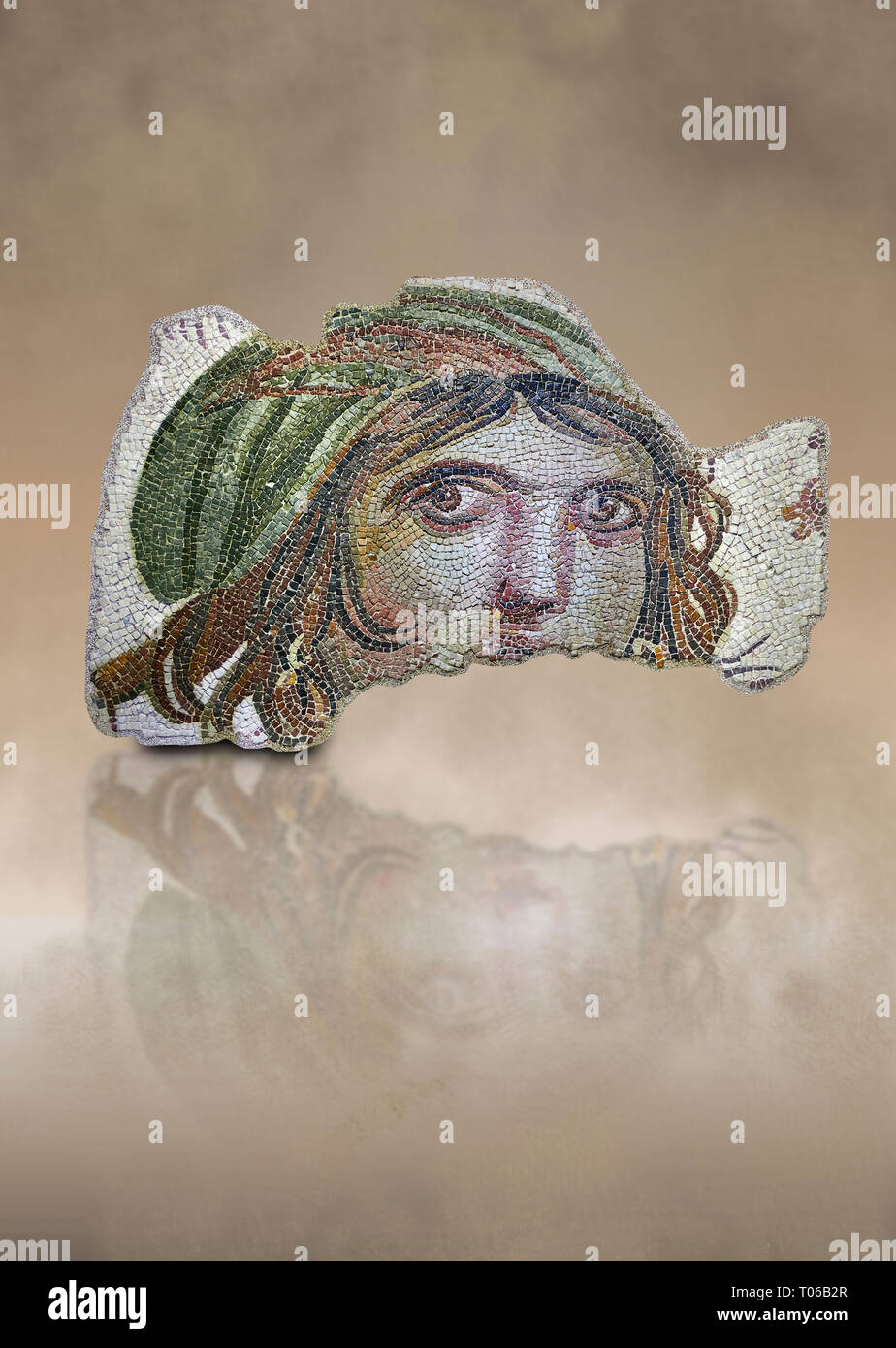 I mosaici romani - i gitani. La casa di Menad. Antica Zeugama, 2° - 3° secolo D.C. . Zeugma Museo del Mosaico, Gaziantep, Turchia. Contro un'arte Foto Stock